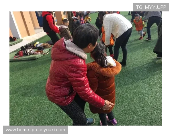 跳高训练营开放日吸引家长体验科学方法